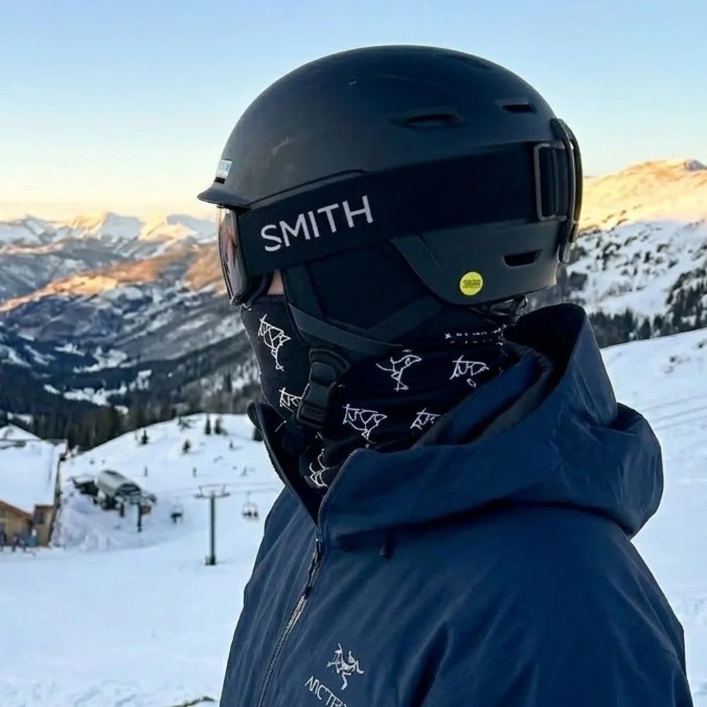Loveland Ski Area Fleece Neck Gaiter | Black and White Ski Mask | Like New
